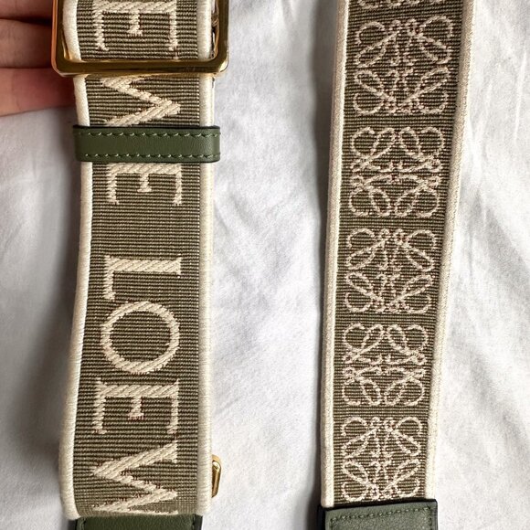Loewe Anagram Strap in Jacquard and Calfskin | Color: Avocado Green - Picture 5 of 9